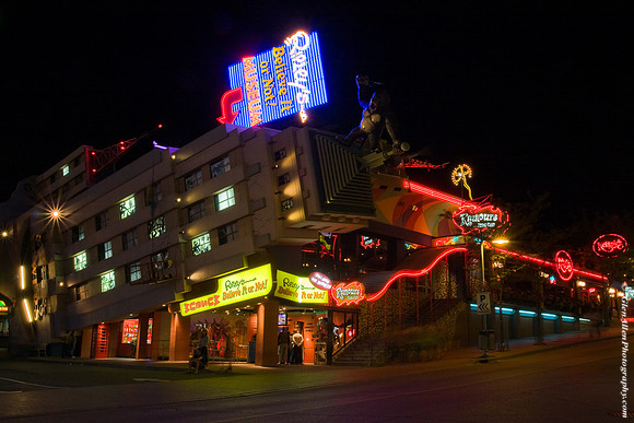 Clifton Hill at Night