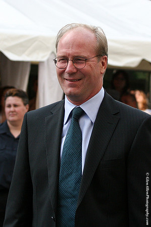 William Hurt attending the red carpet gala premier for "A History of Violence" at the 2005 Toronto International Film Festival